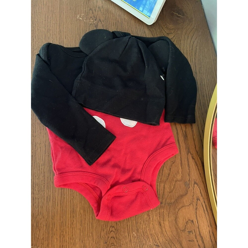 Disney Store Mickey Mouse Baby Bodysuit + Ear Hat New 6-12